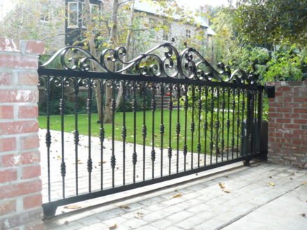 wrought iron gate repair brentwood